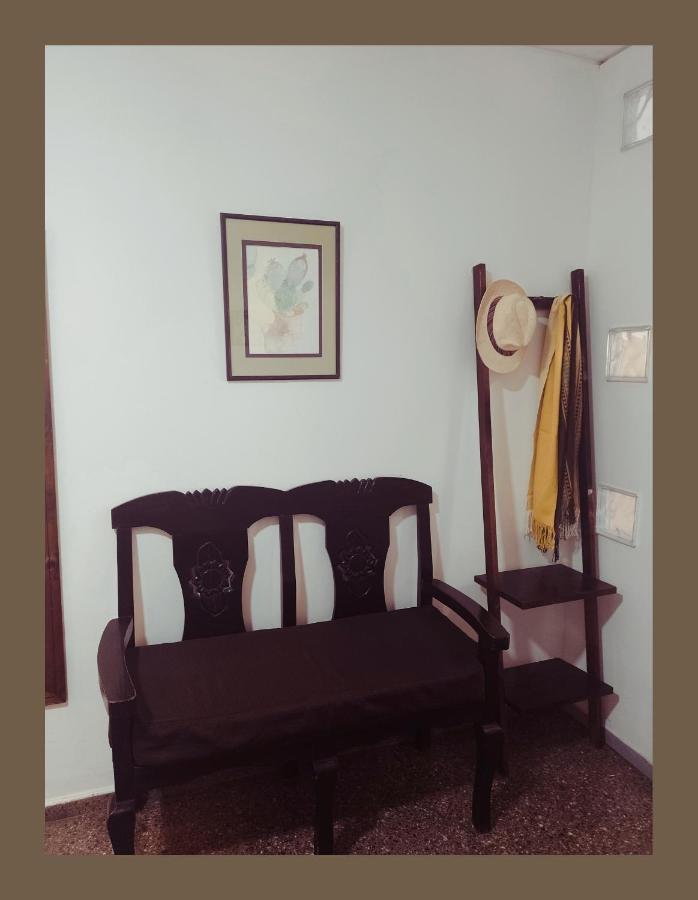 Punto Urbano Apartment Mendoza Bagian luar foto